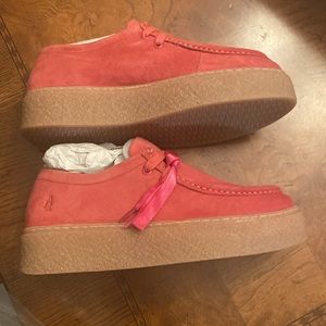 Hush Puppies Pink Suede platform shoes “Bridget” size 6.5 6 1/2 New in box